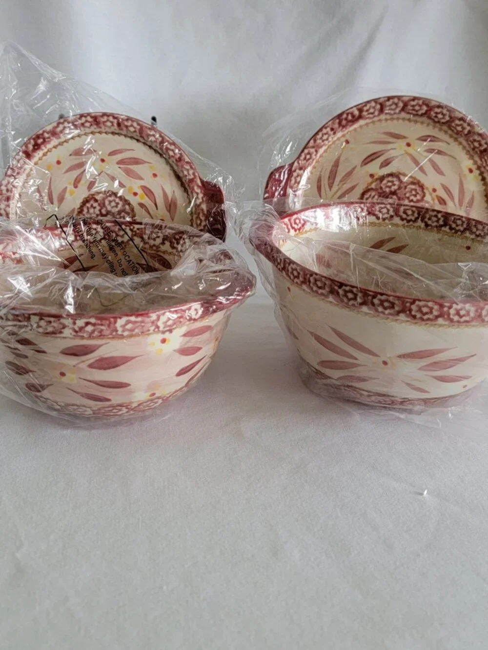 Temptations Cranberry 2 NEW Nesting Bowls Ceramic Trivet Lid-It Lids & Covers